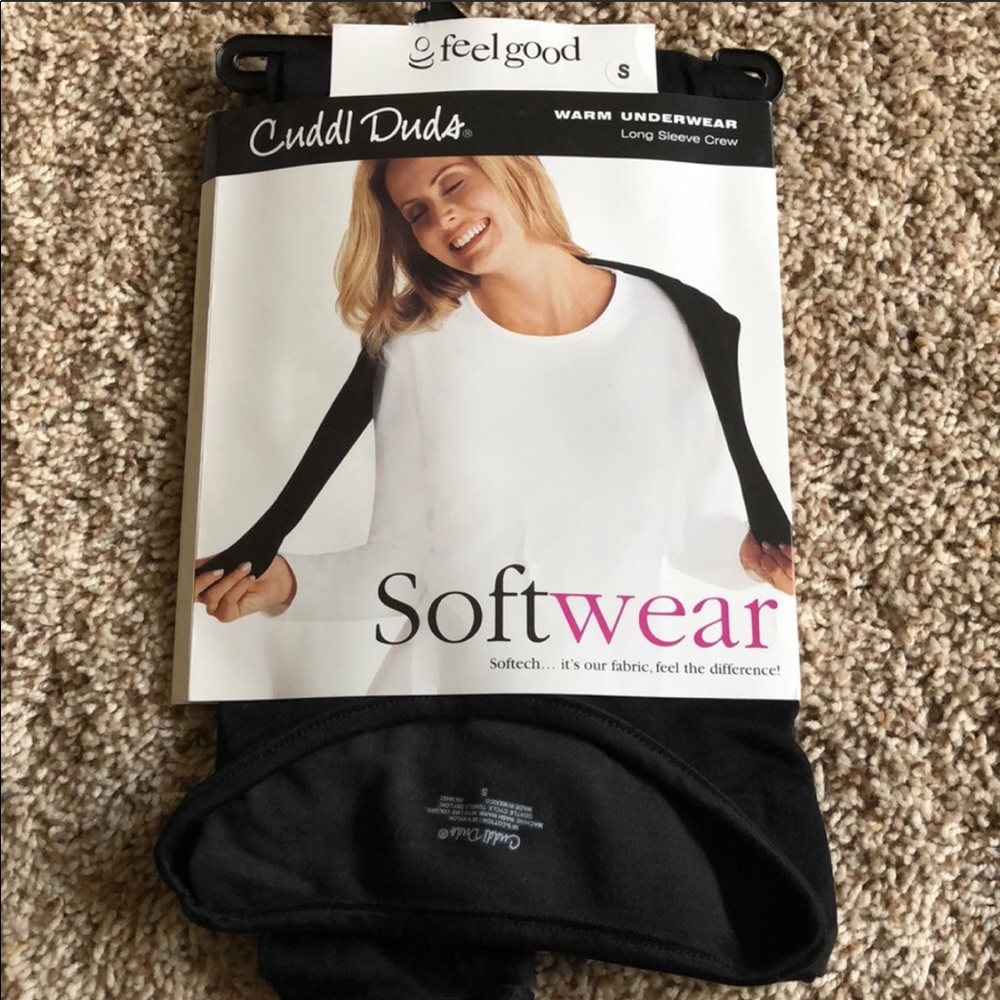 🙋🏻‍♀️Cuddl Duds Long Sleeved Shirt. Size S. NWT.
